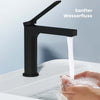 Waschtischarmatur mit abgewinkeltem Griff und wassersparender Funktion