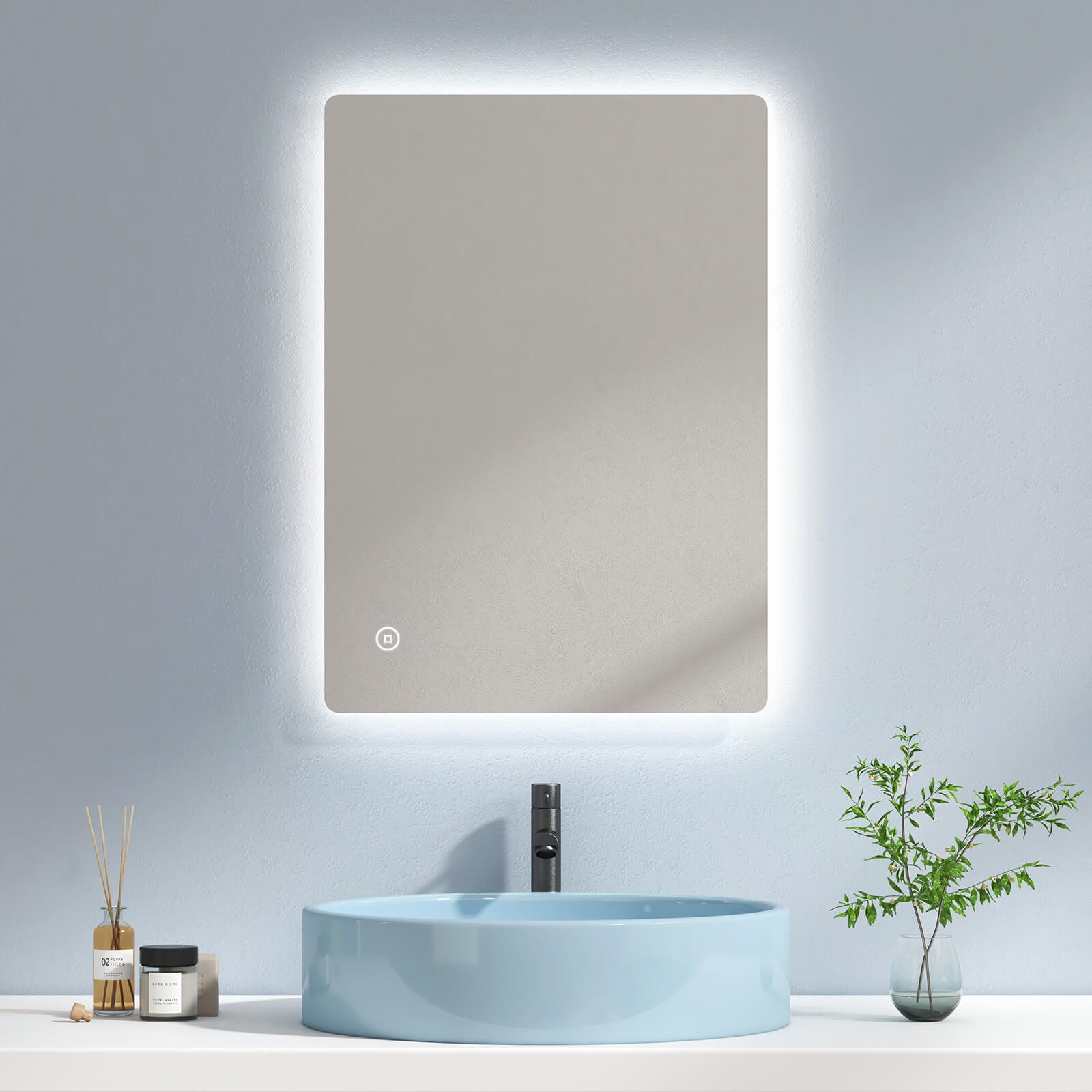 Echteckiger Badspiegel mit integrierter LED-Beleuchtung